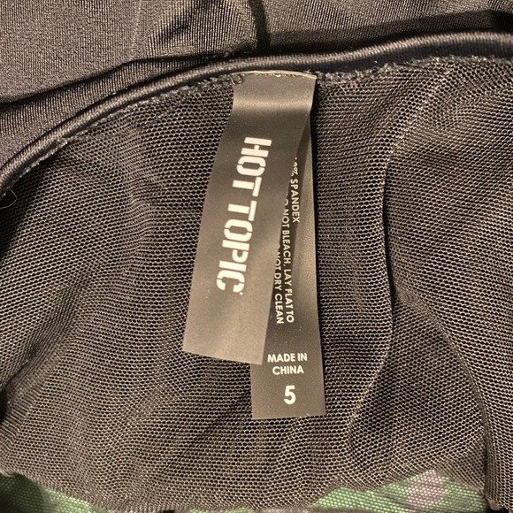 Hot Topic Swimsuit - Picture 4 of 5